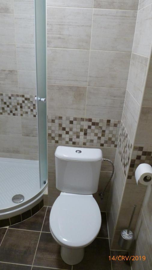 Penzion Sklar Novy Bor Bagian luar foto